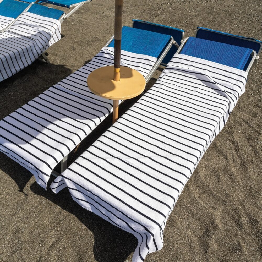 Telo Mare Righe Nero Small - immagine 2